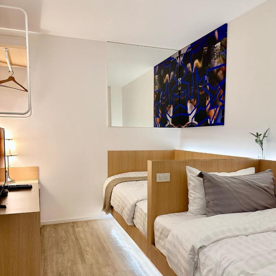 E11 Hotel - Bts Punnawithi Бангкок Екстер'єр фото